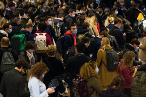 重大通报“多乐跑胡子其实有辅助器”(确实是有挂)-知乎